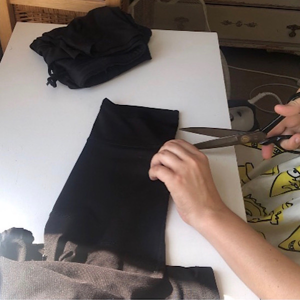 How To Repair Leggings - Fast Fashion Therapy
