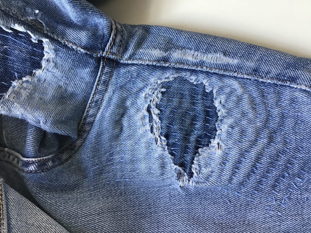How to Patch Women's Jeans with Lace  Diy clothes refashion, How to patch  jeans, Denim repair